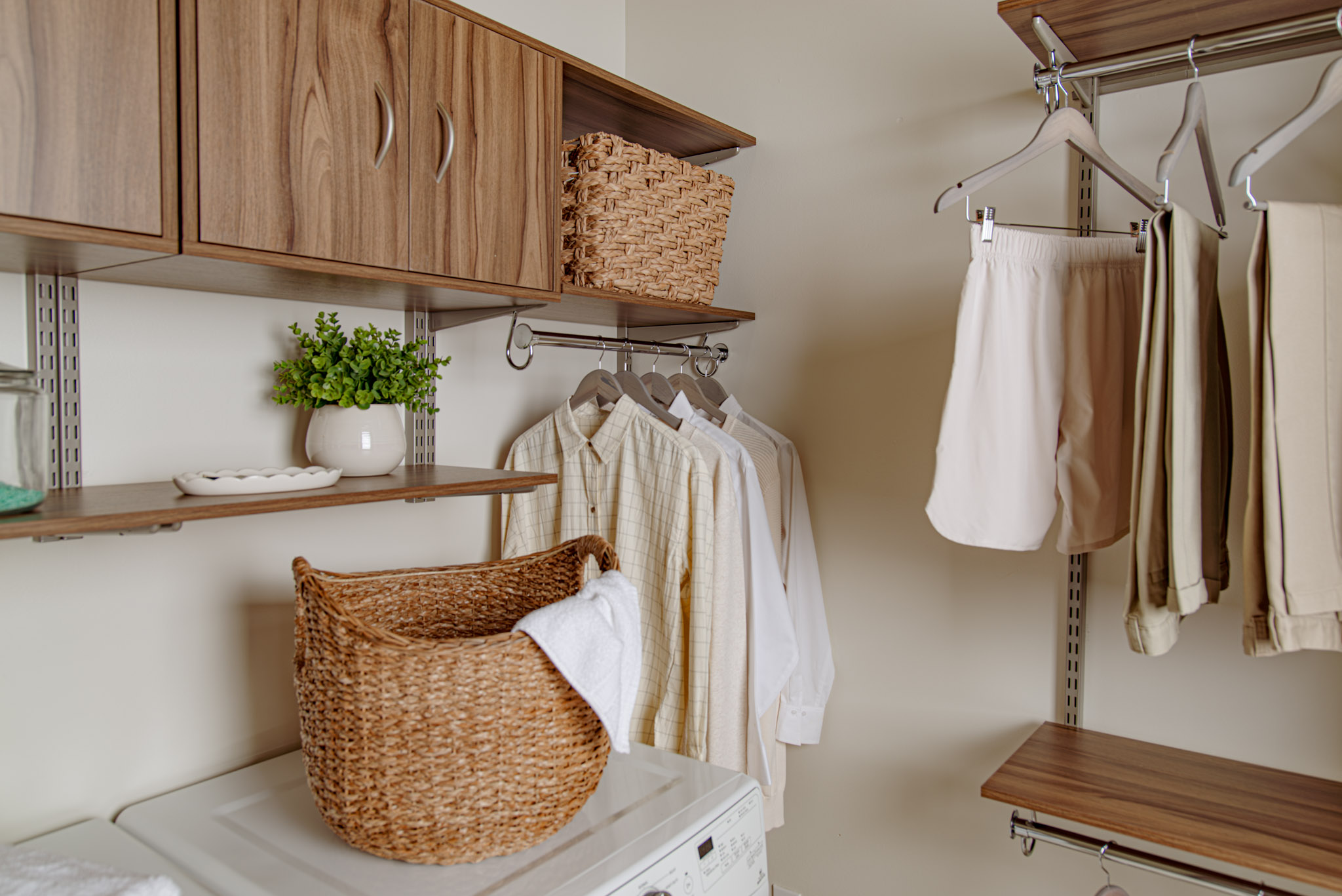 Landry closet, freedomRail, in Century